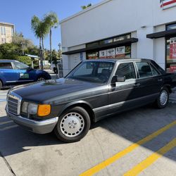1989 Mercedes-Benz 300