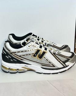 New Balance 1906R White Metallic Gold
