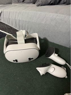 METAQUEST 3S VR HEADSET GREAT CONDITION