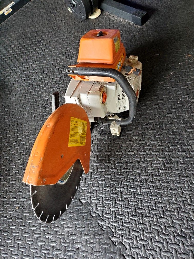Sierra Stihl