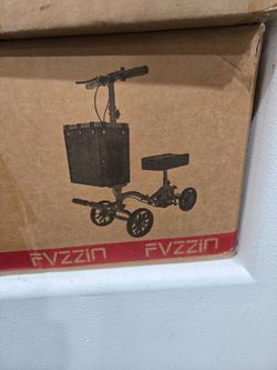 Knee scooter