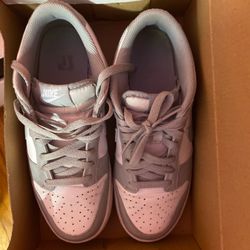 Nike Grey Dunks Size 7Y