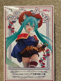 Hatsune Miku Wonderland Figure – Puss in Boots