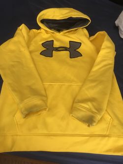 Under armour storm hoodie size small