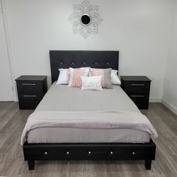 Bed And Two Nightstand 