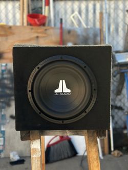 JL Audio 10” Subwoofer with Box