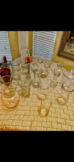 30 big beautiful glasses vases 🏺- all for $30-