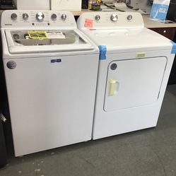 New Scratch And Debt Maytag Washer and Dryer Set. 1 Year Warranty 