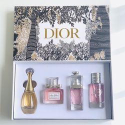 Best gift DIOR original Luxury perfume gift set, 4 Bottles, Brand New With Box And Bag