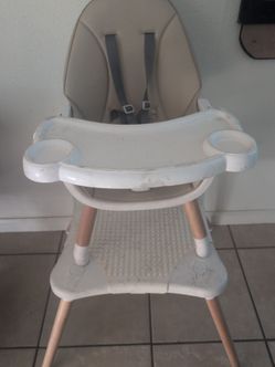 High chair for baby's