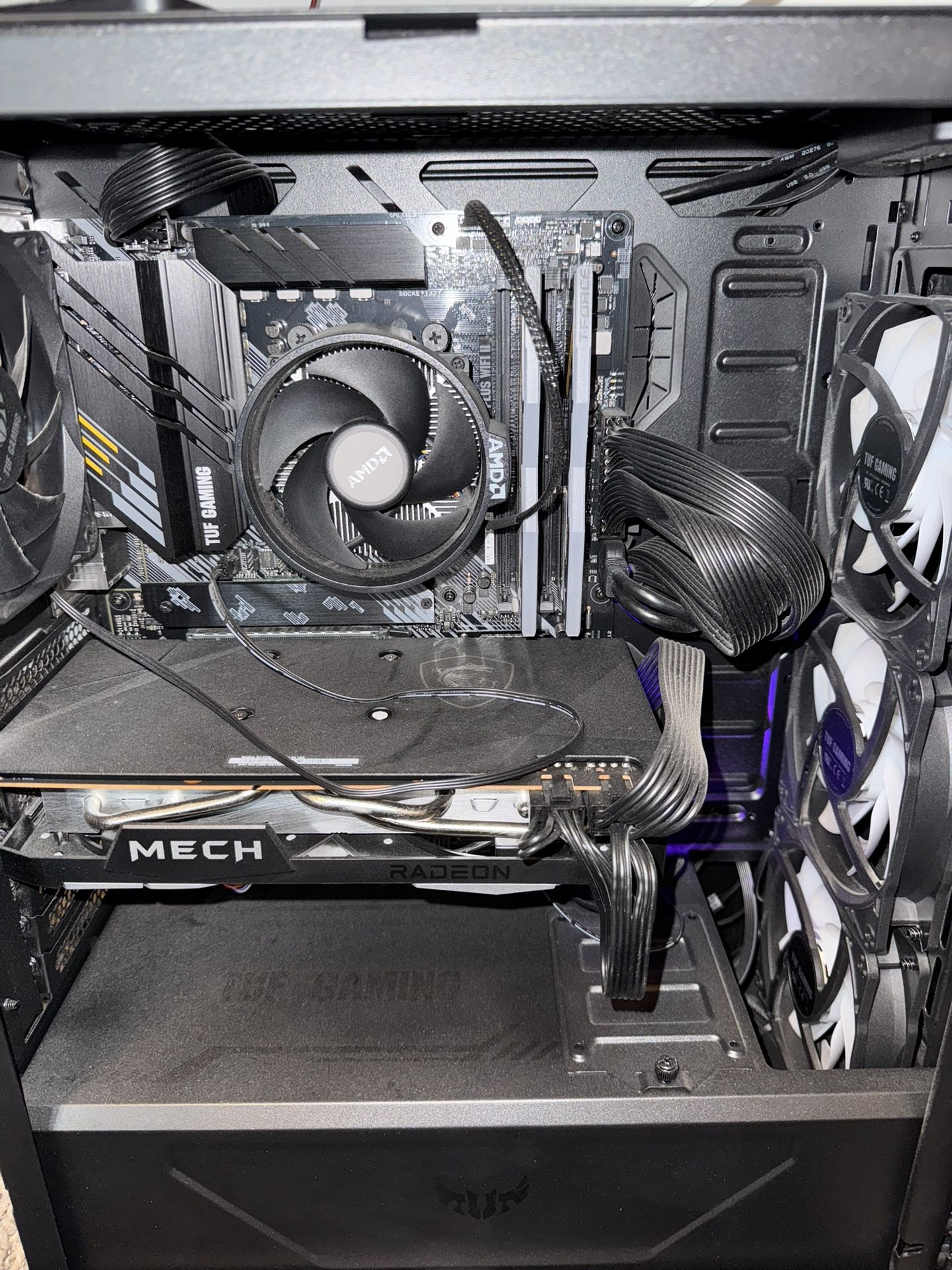 Gaming PC And Complete Streaming Gear Kit