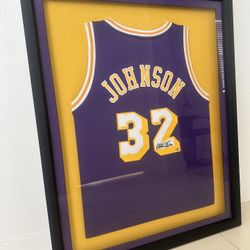  Signed Magic Johnson Lakers Jersey – Great Condition