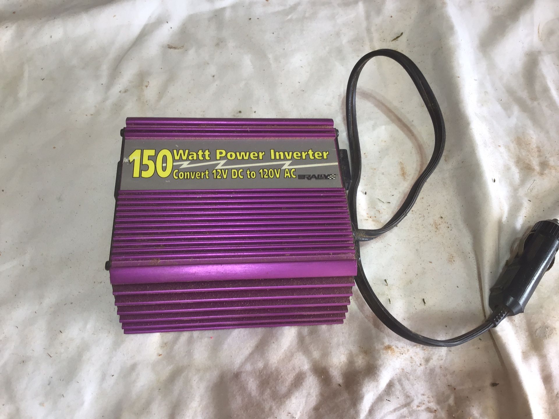 150w Inverter 12v To 120v Moving To Uk So Don’t Need It
