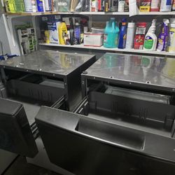 Laundry Pedestal 