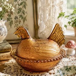 Vintage INDIANA GLASS Golden Amber Beaded Edge 7" Hen on Nest Stippled Base Collectible Mid Century 1960’s Glass Dish 