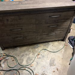 6 Drawer Dresser