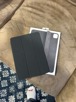 Apple I Pad Smart Folio For 11’ iPad Pro And 11’and iPad A16