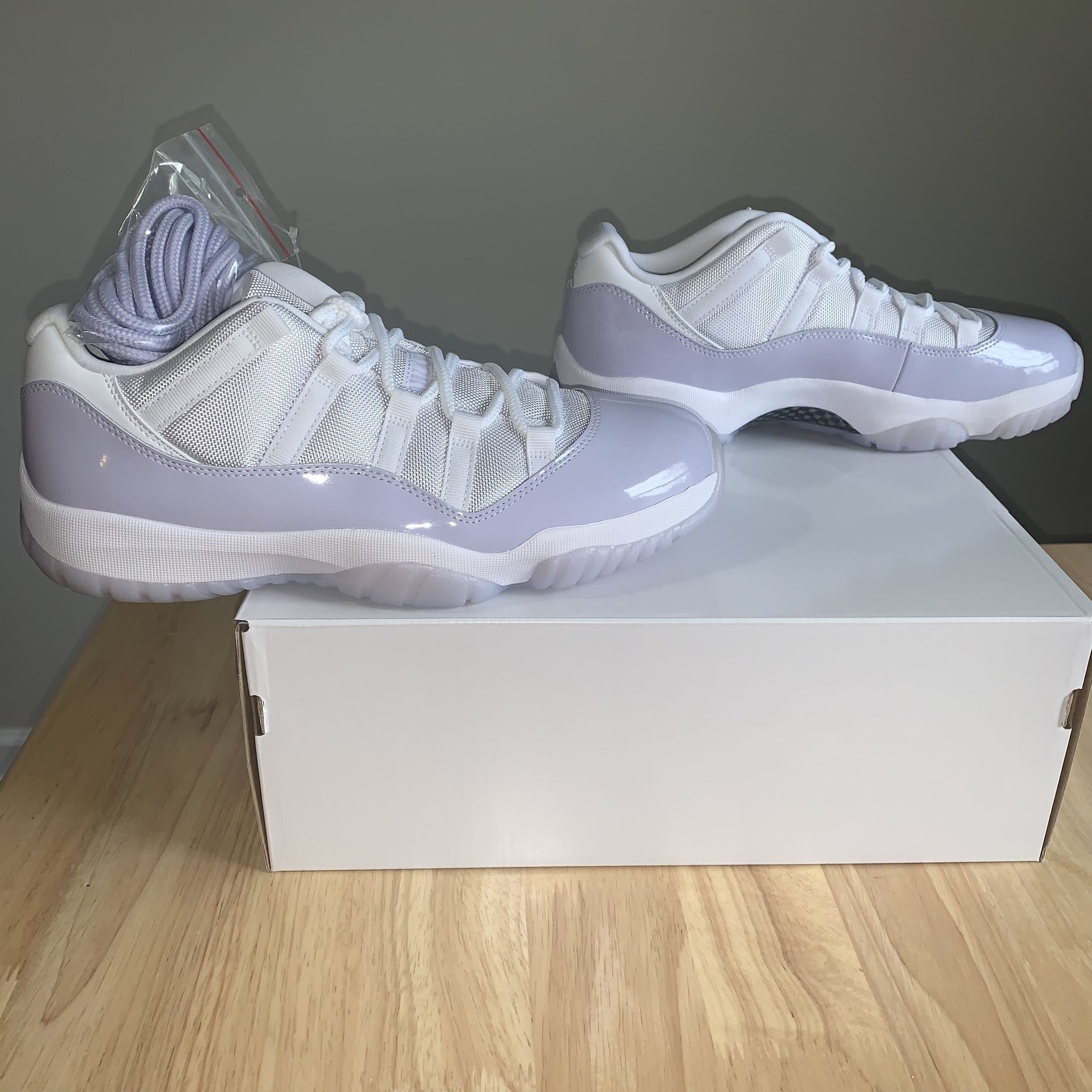 Air Jordan 11 Retro Low Pure Violet W Shoes Women Size 12 , Men’s Size 10.5