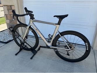 SAVA Carbon Road Bike