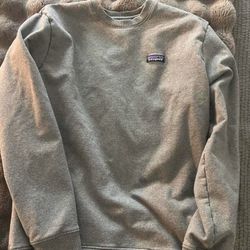 Patagonia Gray Sweatshirt 