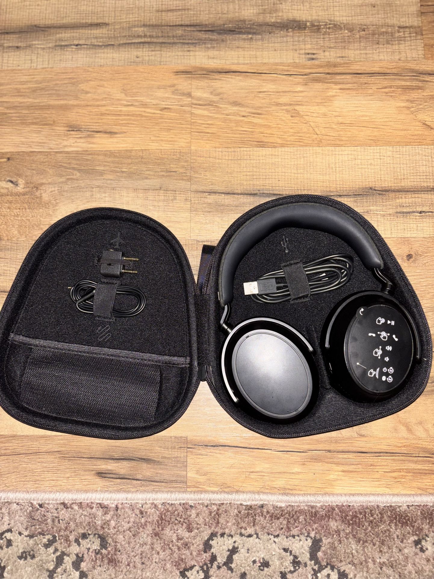Sennheiser Momentum 4 Wireless Headphones