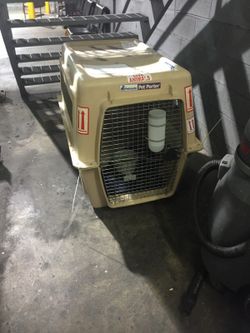 Dog cage for the weight up to 175 Best offer I want 125