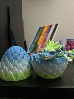 Dragon With Dragon Egg