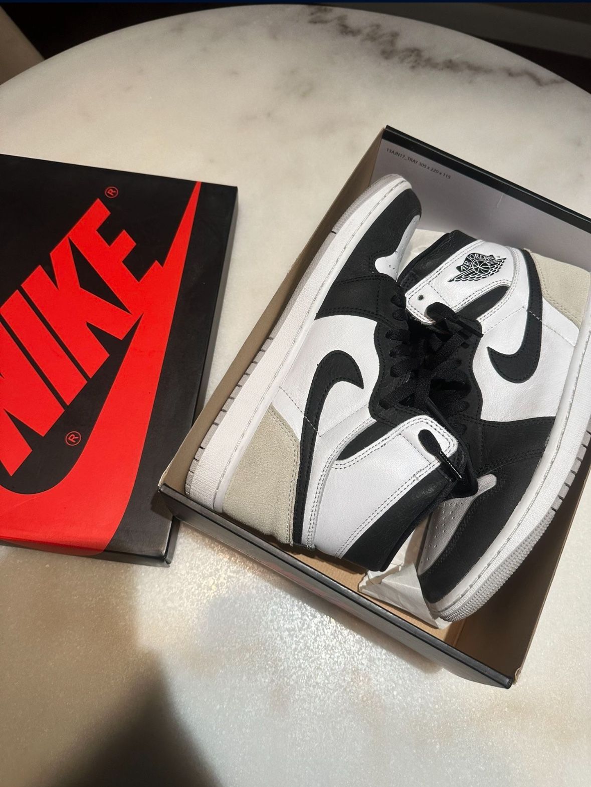 Jordan 1 High Blacked Coral