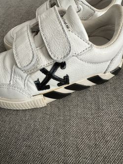 Off White Kids Vulcanized Low Top Sneakers Sz 26
