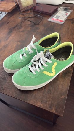 Vans shoes 8.5
