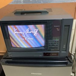 Panasonic TV / VHS Combo Player  AG 550