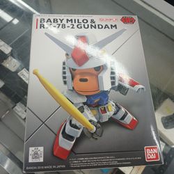 Baby Milo X Gundam 