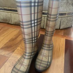 used burberry rain boots