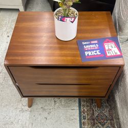 Brown Nightstand 2 Drawers 