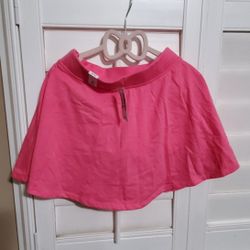 Skirt w/shorts Size 7/8