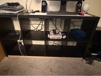 8  cube shelf.