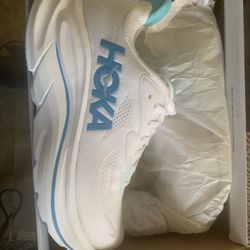 Running Shoes