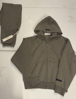 Essentials sweat suit sets!!