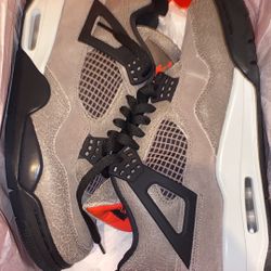 Air Jordan 4 Taupe Haze Men’s 