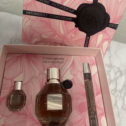 Flowerbomb Perfume 