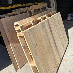 PALLETS FREE!!!!