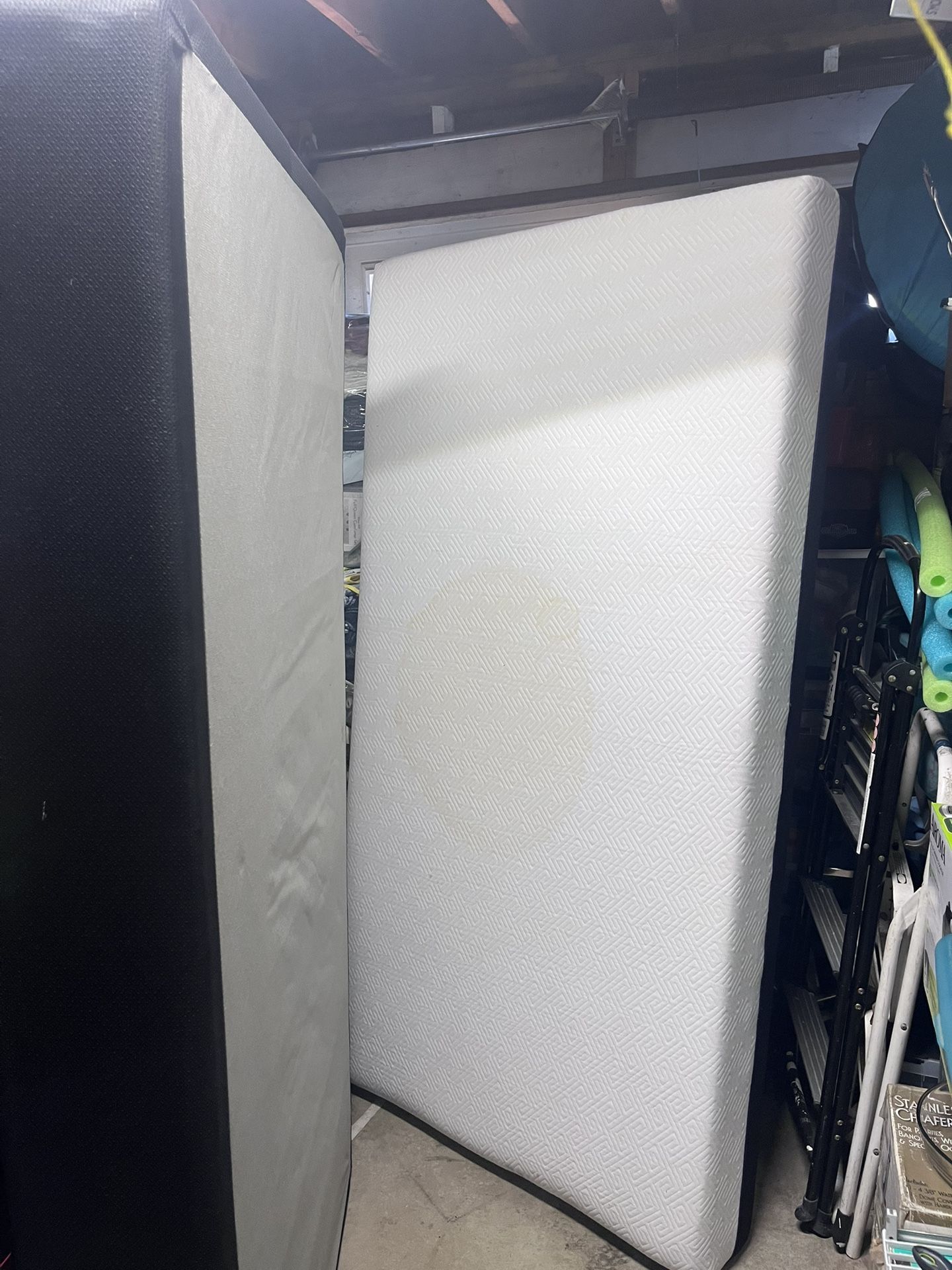 Mattress And Box springs