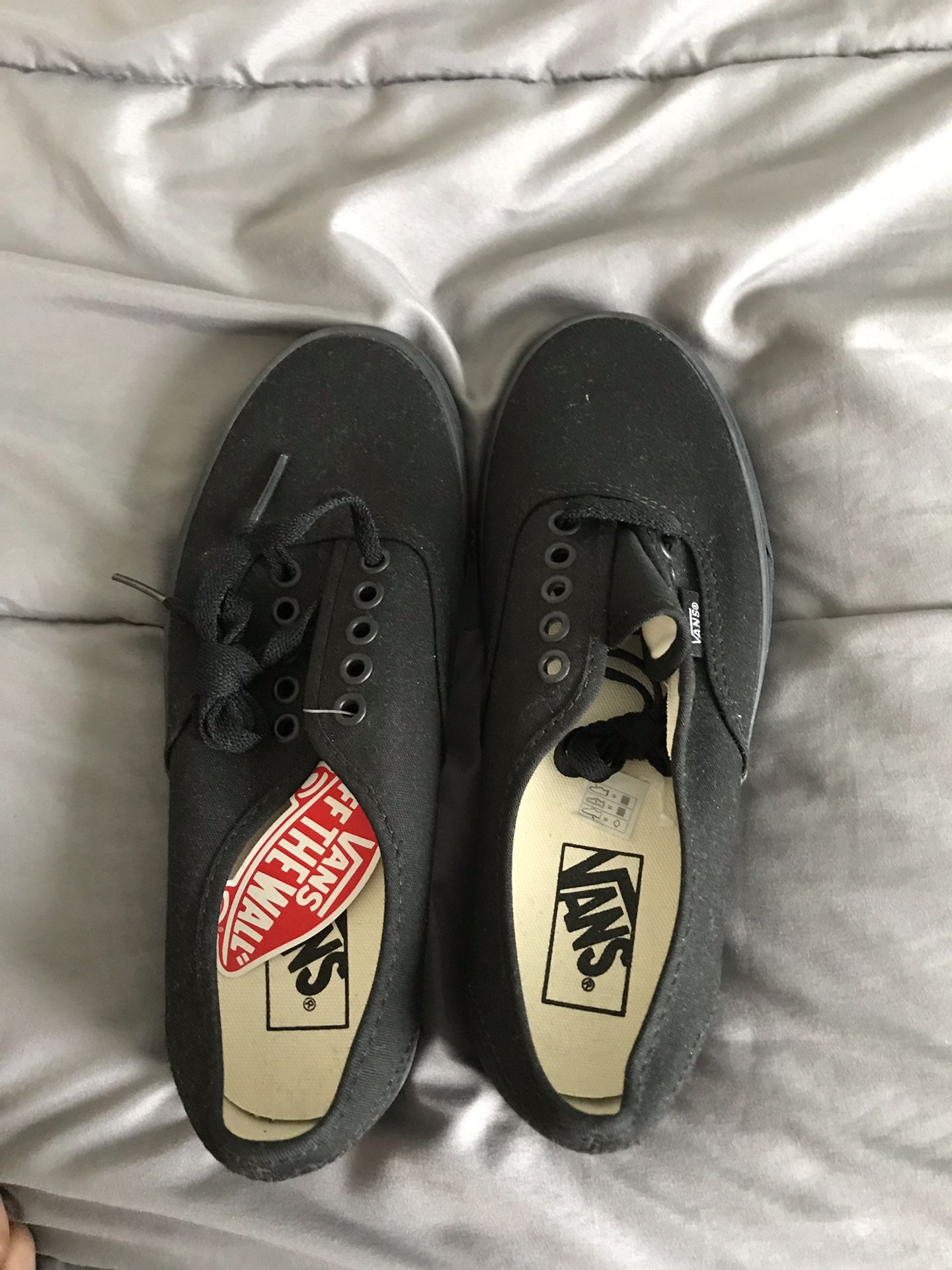 Vans size woman 8 or men’s size6.5