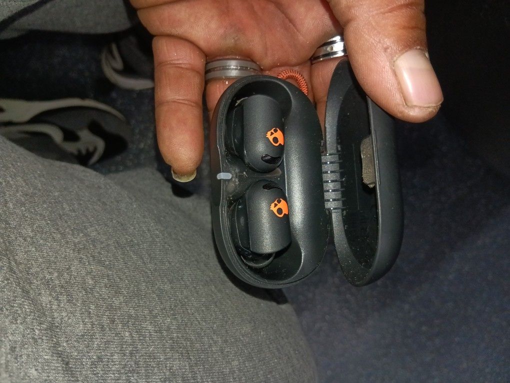 Skullcandy Ear Buds