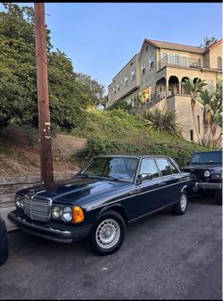 1984 Mercedes-Benz 300