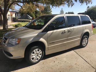 2014 Dodge Grand Caravan SE, Wheelchair Accessible Van