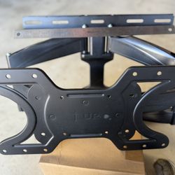 Heavy Duty TV Mount