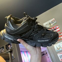 Balenciga Track