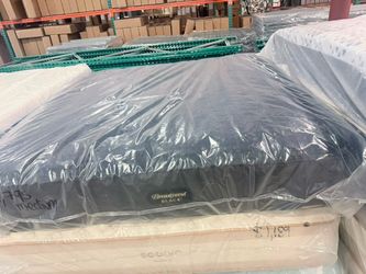 King Mattress Beautyrest Black Series Three Medium