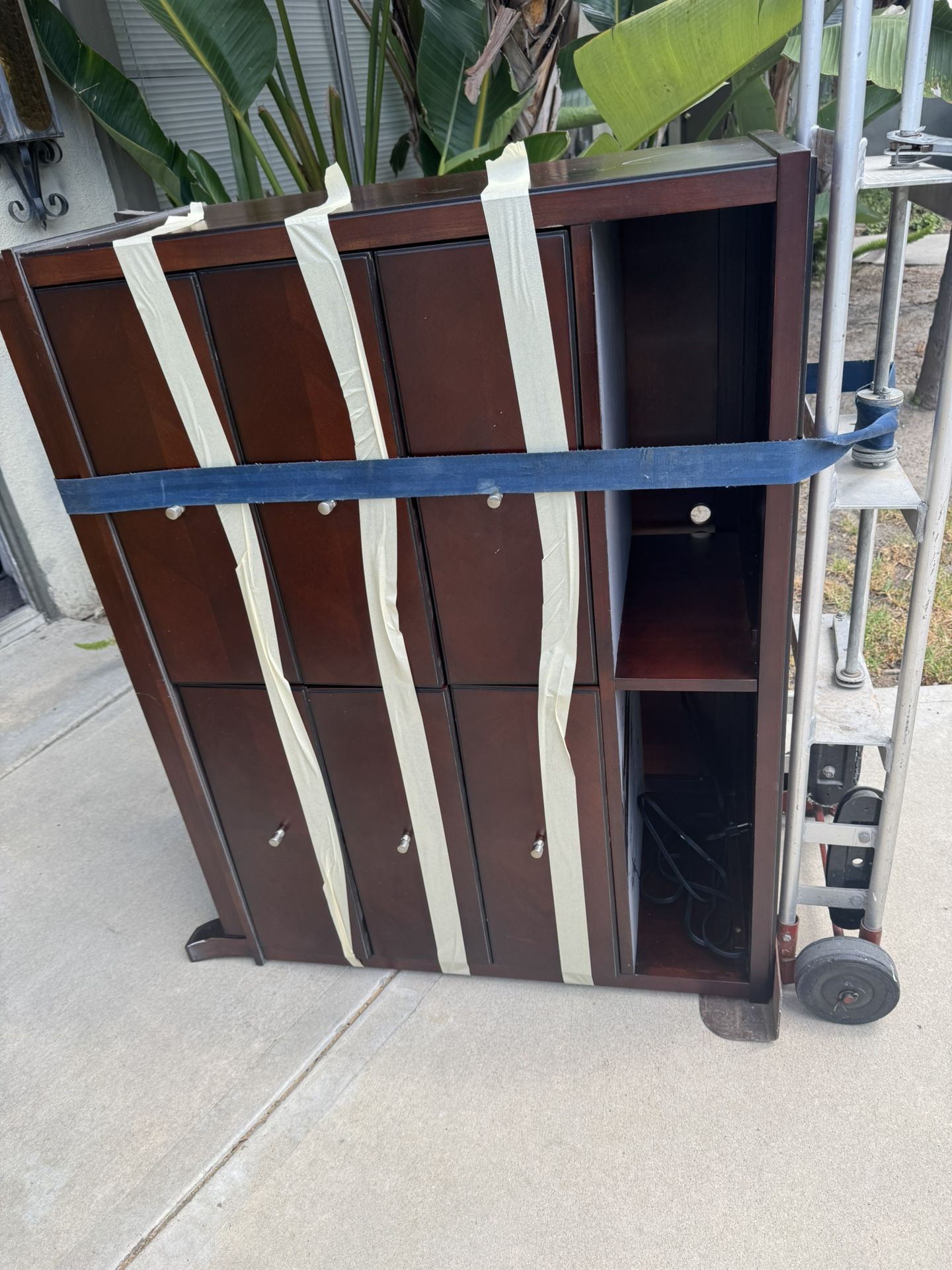 dresser